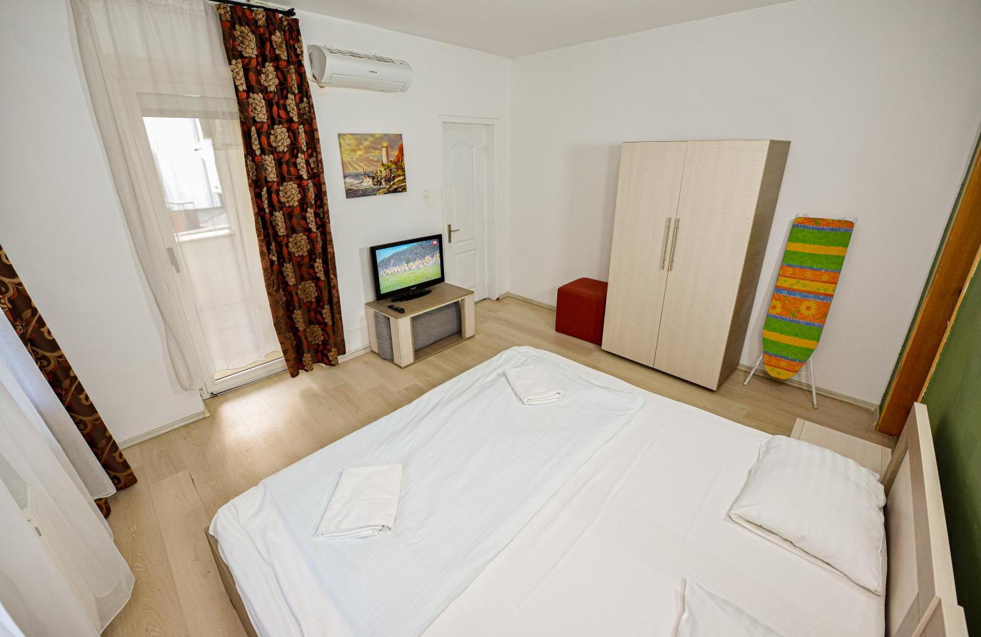 בוקרשט Unirii Suites מראה חיצוני תמונה